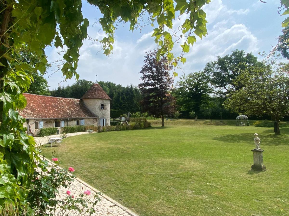 Bed and Breakfast Le Colombier De Malpas Quingey Esterno foto