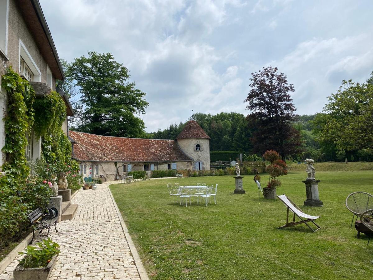 Bed and Breakfast Le Colombier De Malpas Quingey Esterno foto
