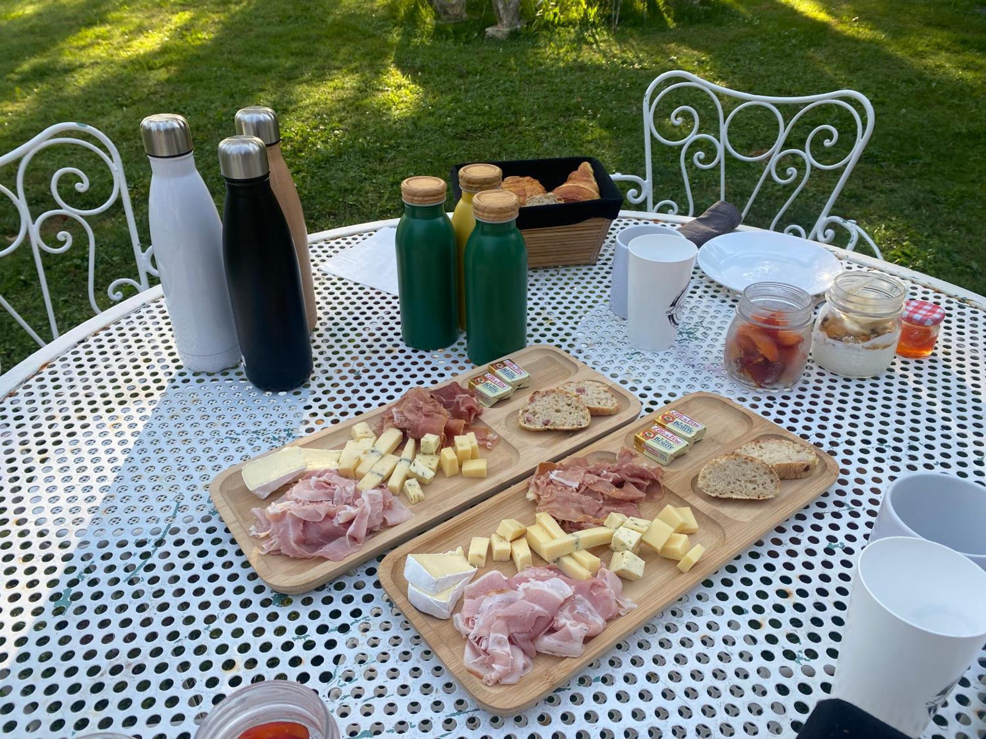 Bed and Breakfast Le Colombier De Malpas Quingey Esterno foto