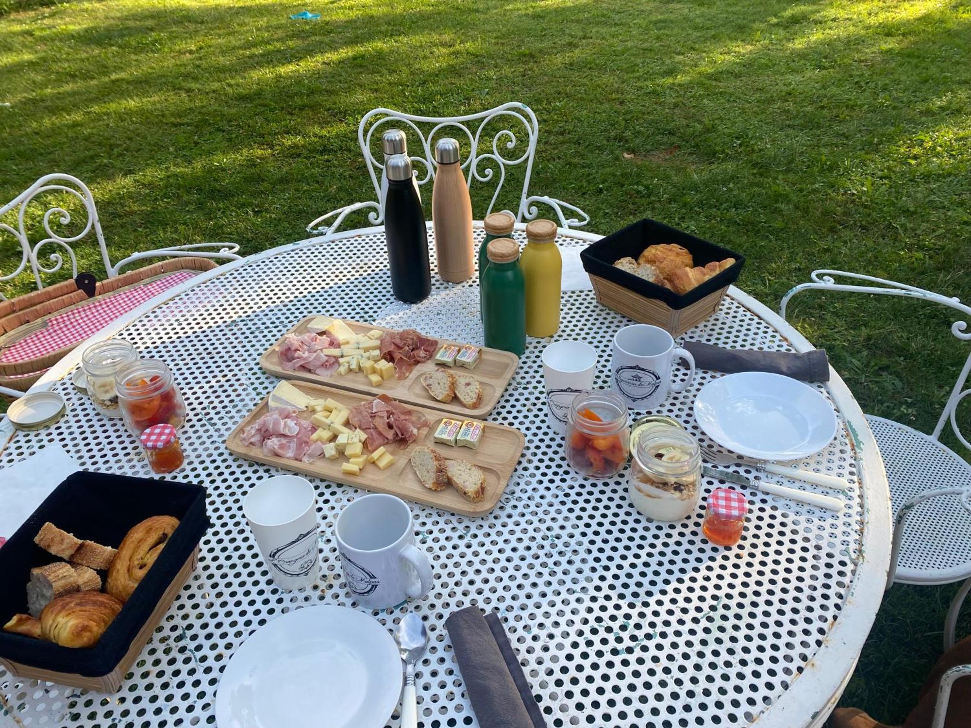 Bed and Breakfast Le Colombier De Malpas Quingey Esterno foto